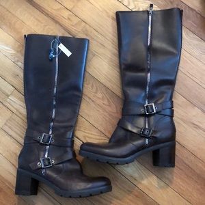 UGG TALL LEATHER BOOTS
